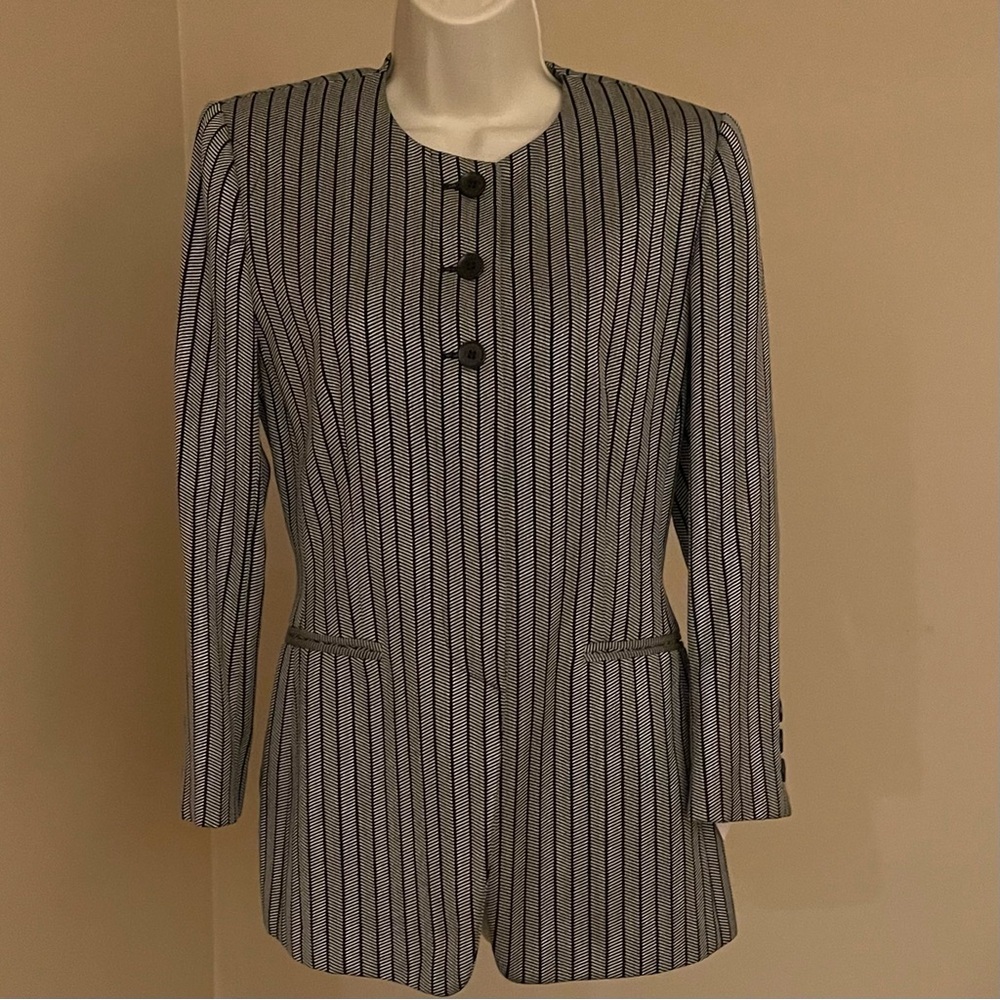 ESCADA Women's Pin Stripe Wool/Silk Blazer